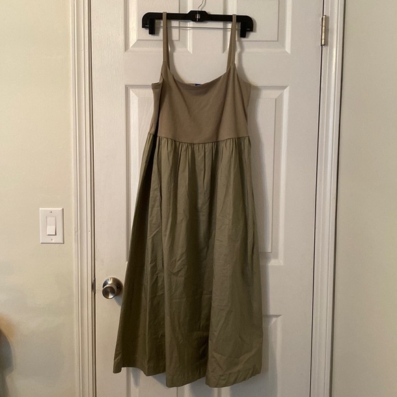 Old Navy Dresses & Skirts - Fit and flare midi dress size L from Old Navy